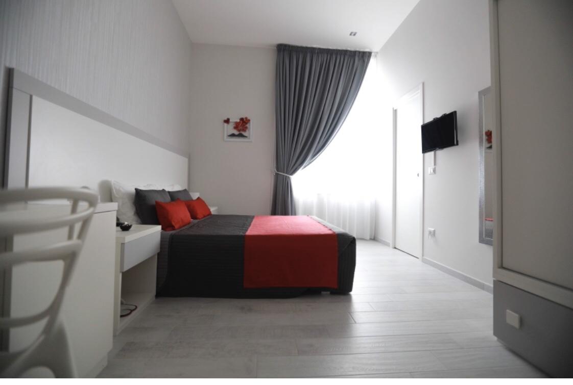 Chiaia Guest House เนเปิลส์ ภายนอก รูปภาพ